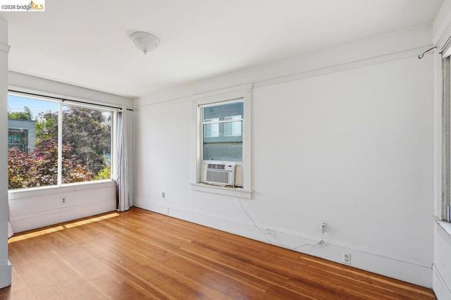 1045 Stanford Ave 2, Oakland, CA 94608