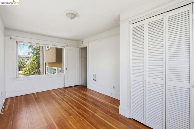 1045 Stanford Ave 2, Oakland, CA 94608