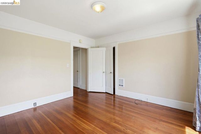 1045 Stanford Ave 2, Oakland, CA 94608