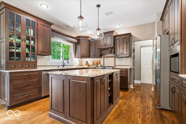 811 Pebble Brook Place, Noblesville, IN 46062