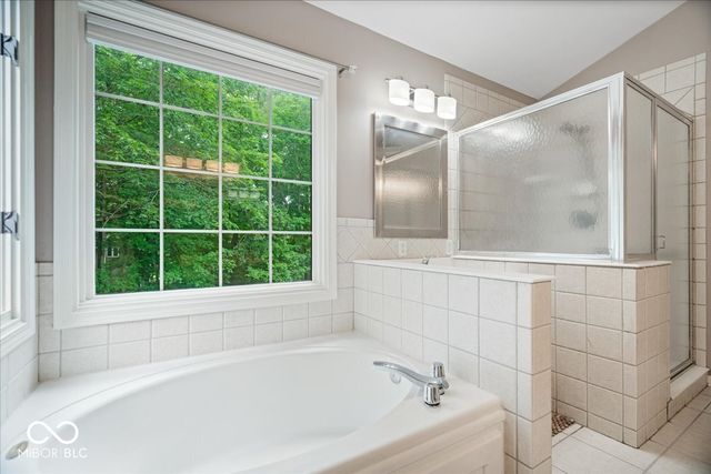 811 Pebble Brook Place, Noblesville, IN 46062