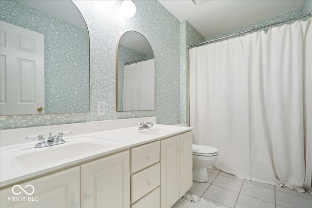 811 Pebble Brook Place, Noblesville, IN 46062