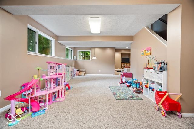 811 Pebble Brook Place, Noblesville, IN 46062