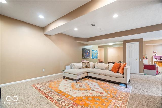 811 Pebble Brook Place, Noblesville, IN 46062
