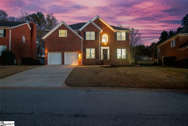 12 Bentley Way, Greer, SC 29650