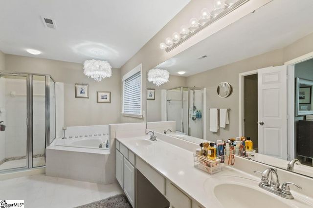 12 Bentley Way, Greer, SC 29650