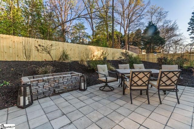 12 Bentley Way, Greer, SC 29650