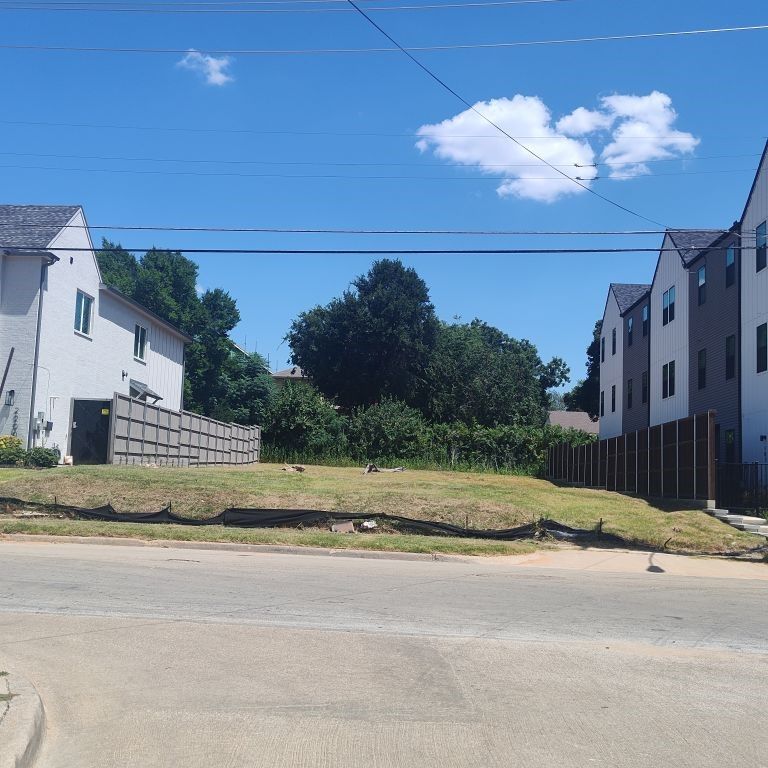 2170 Lovedale Avenue, Dallas, TX 75235