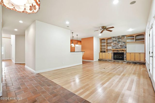 482 Riverwood Drive SE, Bolivia, NC 28422