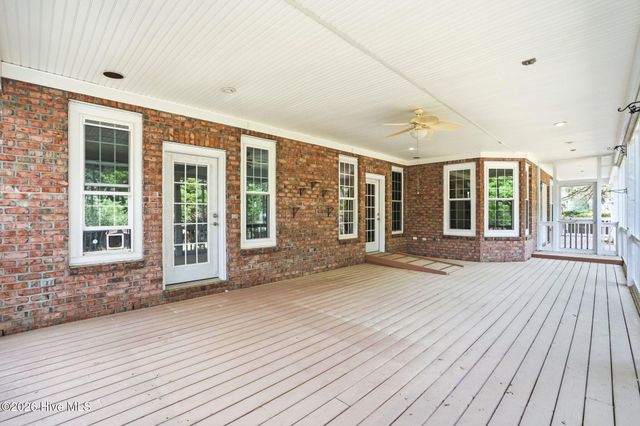 482 Riverwood Drive SE, Bolivia, NC 28422