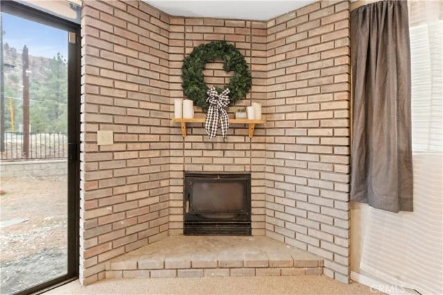 800 Mountain View, Wrightwood, CA 92397