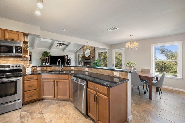 8910 Sam Carter DR, Austin, TX 78736