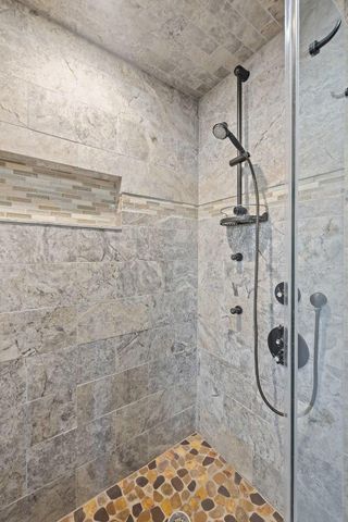 8910 Sam Carter DR, Austin, TX 78736