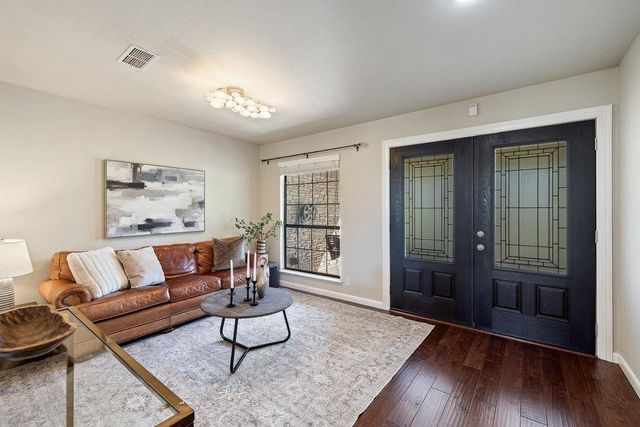 8910 Sam Carter DR, Austin, TX 78736