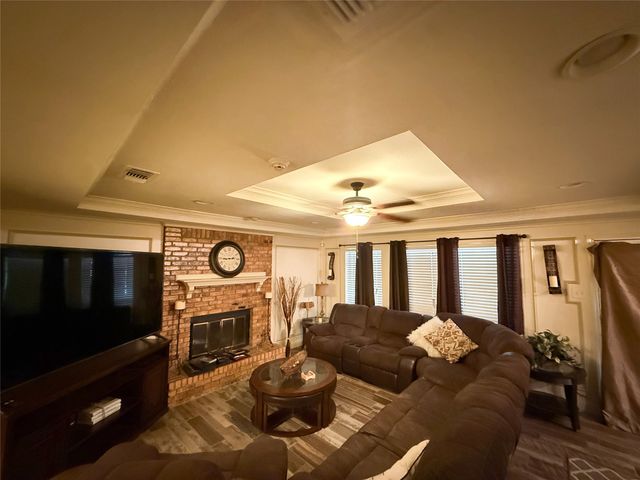 913 Francis Street, Lancaster, TX 75146