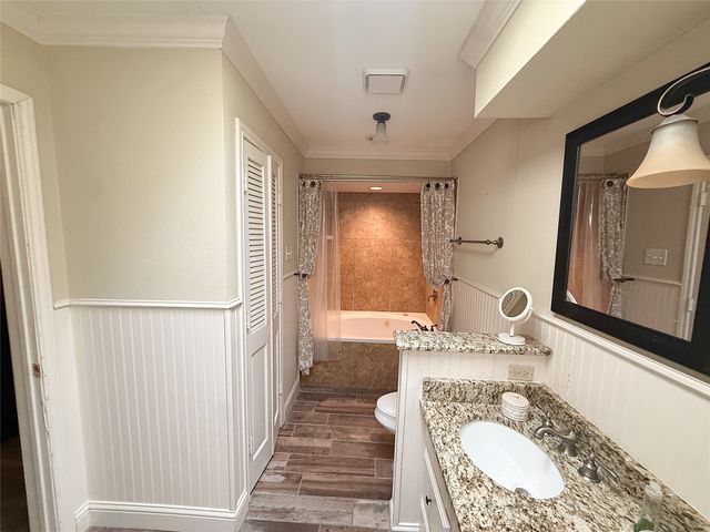 913 Francis Street, Lancaster, TX 75146