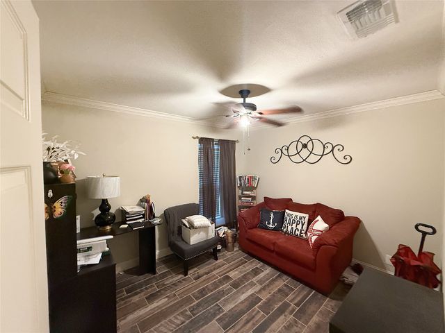 913 Francis Street, Lancaster, TX 75146