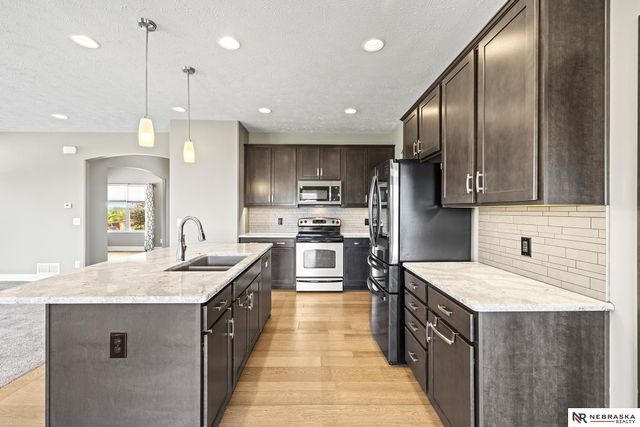 8008 N 167th Avenue, Bennington, NE 68007