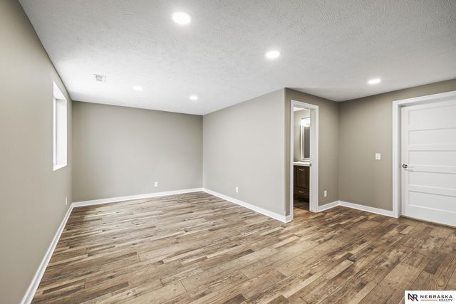 8008 N 167th Avenue, Bennington, NE 68007