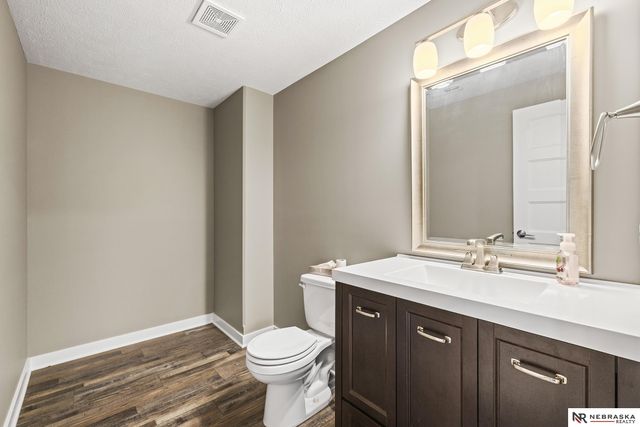 8008 N 167th Avenue, Bennington, NE 68007