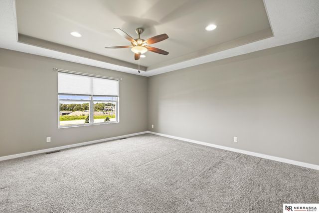 8008 N 167th Avenue, Bennington, NE 68007