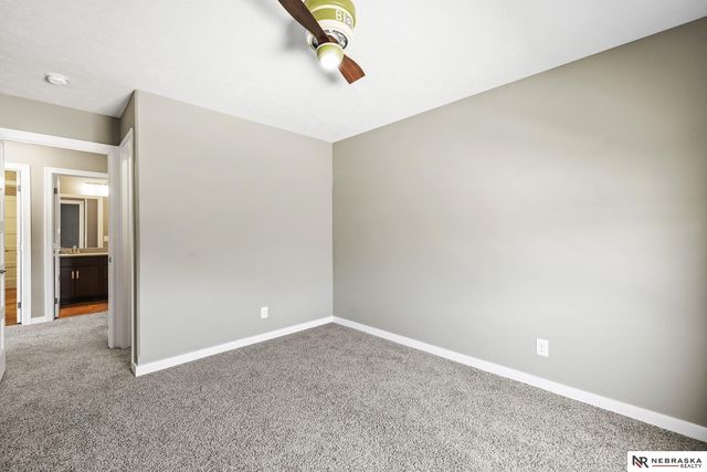 8008 N 167th Avenue, Bennington, NE 68007