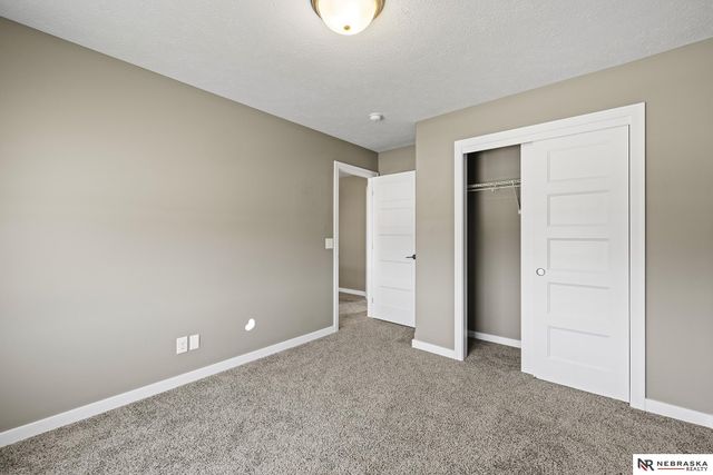 8008 N 167th Avenue, Bennington, NE 68007