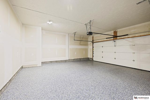 8008 N 167th Avenue, Bennington, NE 68007