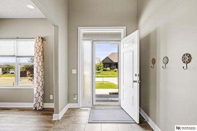 8008 N 167th Avenue, Bennington, NE 68007