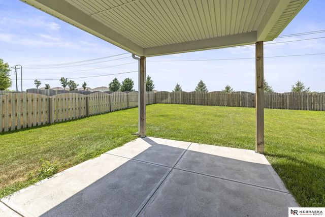 8008 N 167th Avenue, Bennington, NE 68007