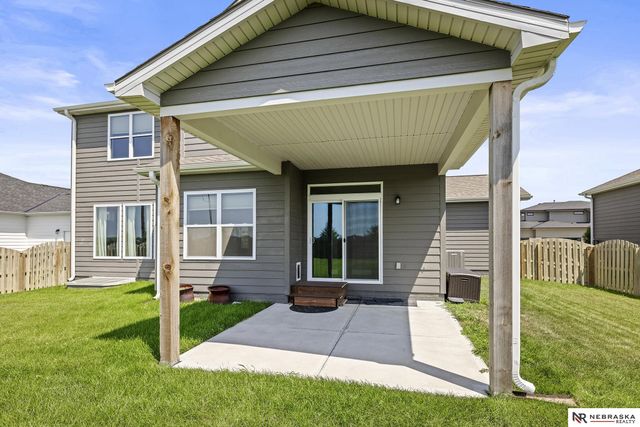 8008 N 167th Avenue, Bennington, NE 68007