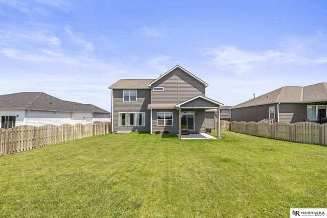 8008 N 167th Avenue, Bennington, NE 68007
