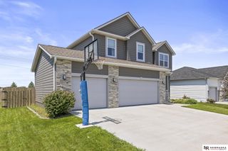 8008 N 167th Avenue, Bennington, NE 68007