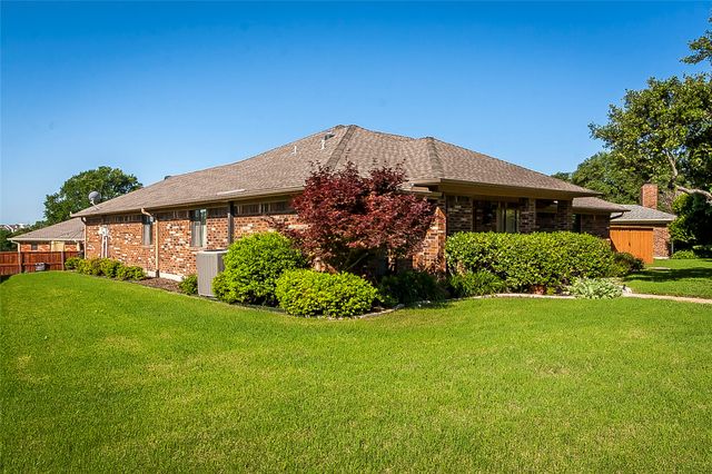 1004 Ledgemont Drive, Plano, TX 75025