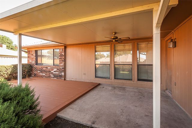 1004 Ledgemont Drive, Plano, TX 75025