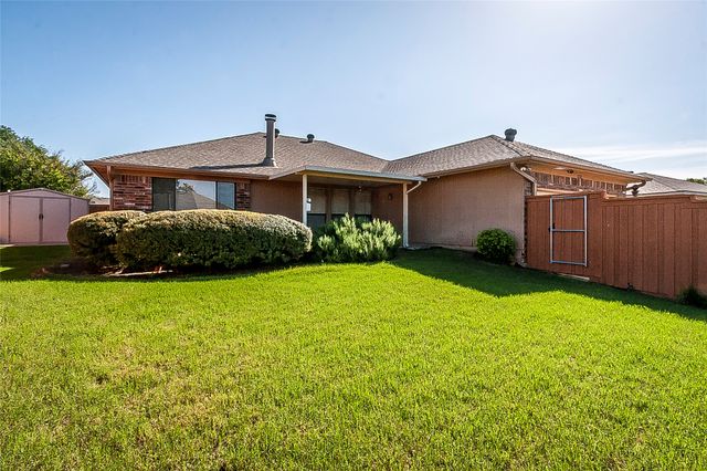 1004 Ledgemont Drive, Plano, TX 75025