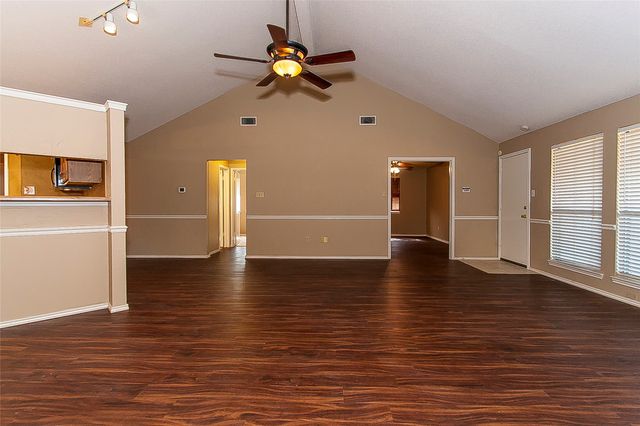 1004 Ledgemont Drive, Plano, TX 75025