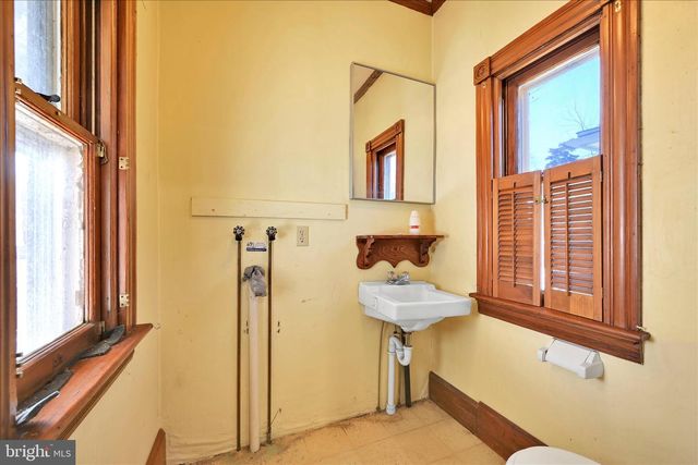 418 NORTH ST, Millersburg, PA 17061