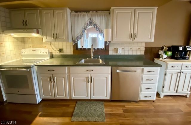 15 Hemlock Dr, Vernon Twp., NJ 07461