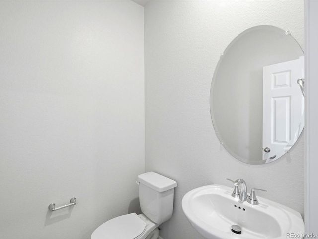 2189 E 164th Ave, Thornton, CO 80602