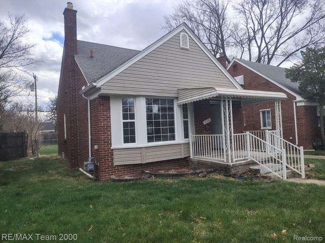 18330 Warwick Street, Detroit, MI 48219