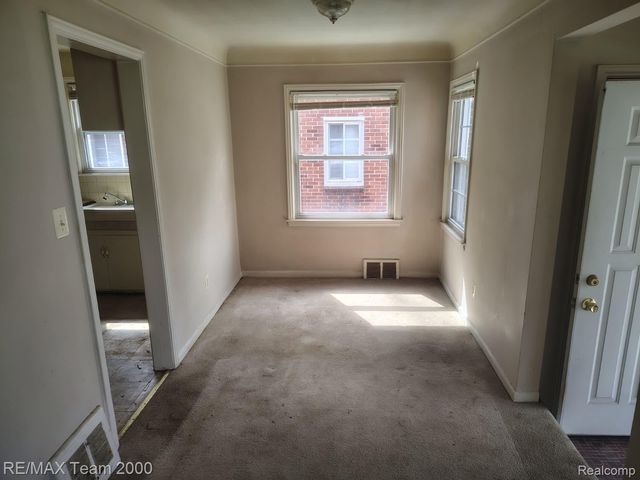 18330 Warwick Street, Detroit, MI 48219