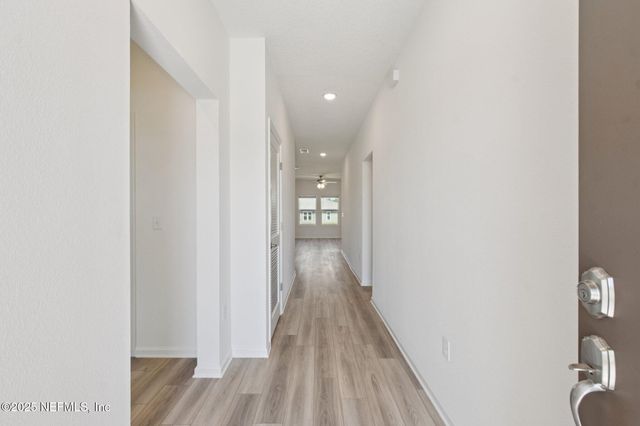 1109 HAMMOCK DUNES Drive, Jacksonville, FL 32221