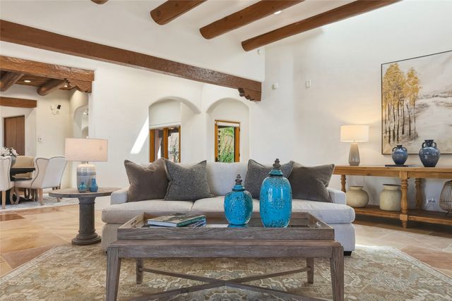 8 S Star Gazer Road, Santa Fe, NM 87506