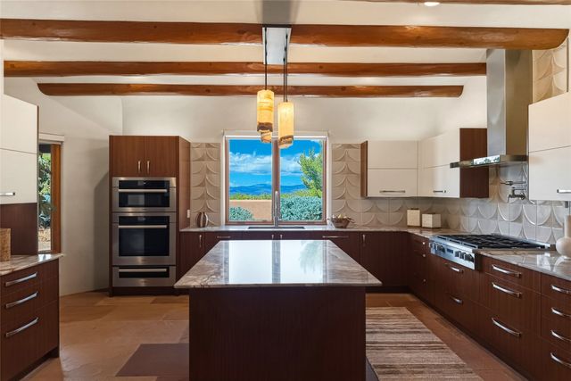 8 S Star Gazer Road, Santa Fe, NM 87506