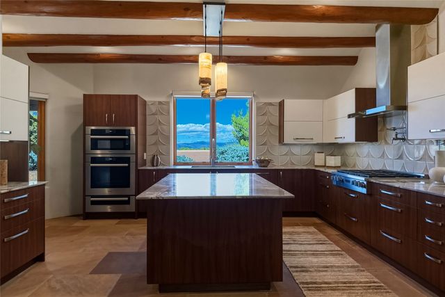 8 S Star Gazer Road, Santa Fe, NM 87506
