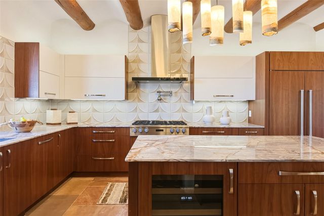 8 S Star Gazer Road, Santa Fe, NM 87506