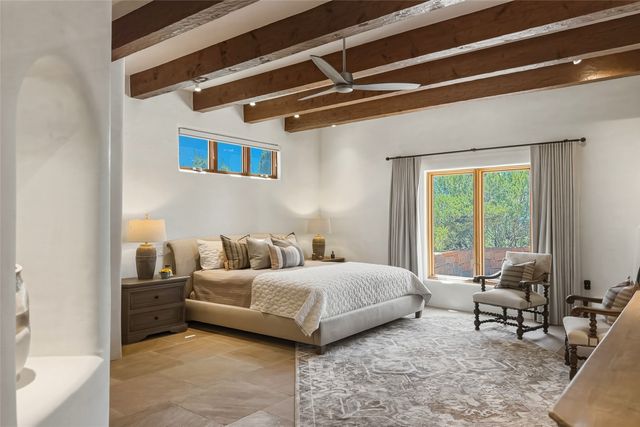 8 S Star Gazer Road, Santa Fe, NM 87506