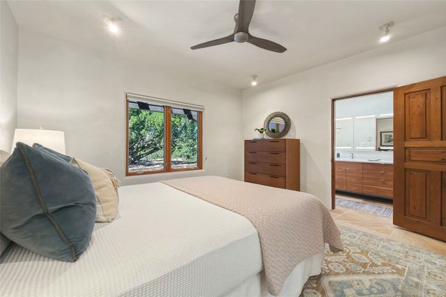 8 S Star Gazer Road, Santa Fe, NM 87506