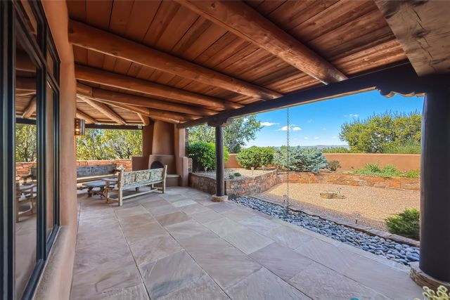 8 S Star Gazer Road, Santa Fe, NM 87506